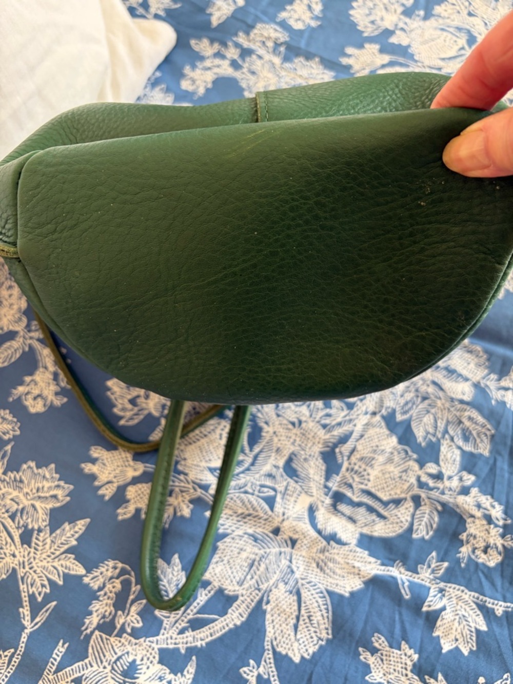 Portland Leather Emerald Green Pebbled Tote - Picture 5 of 7